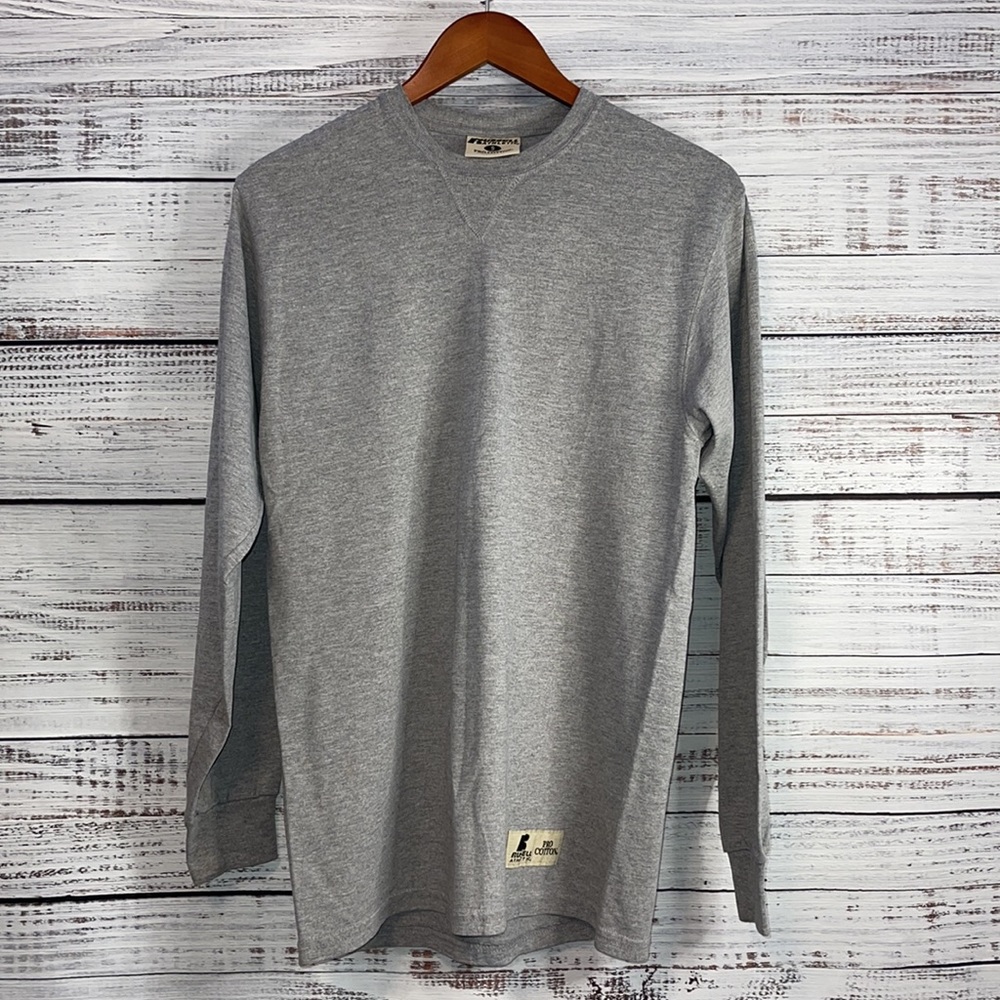 🔥 SALE Russell Athletic Long Sleeve Gray T-shirt | Size Small